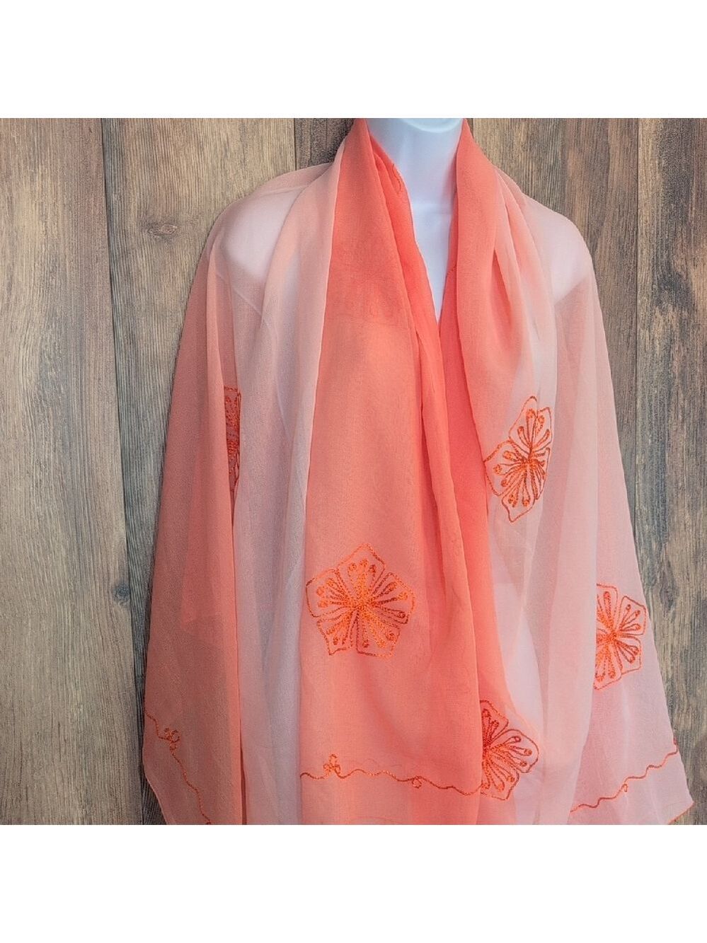 Vibrant Floral Scarf                                      L143